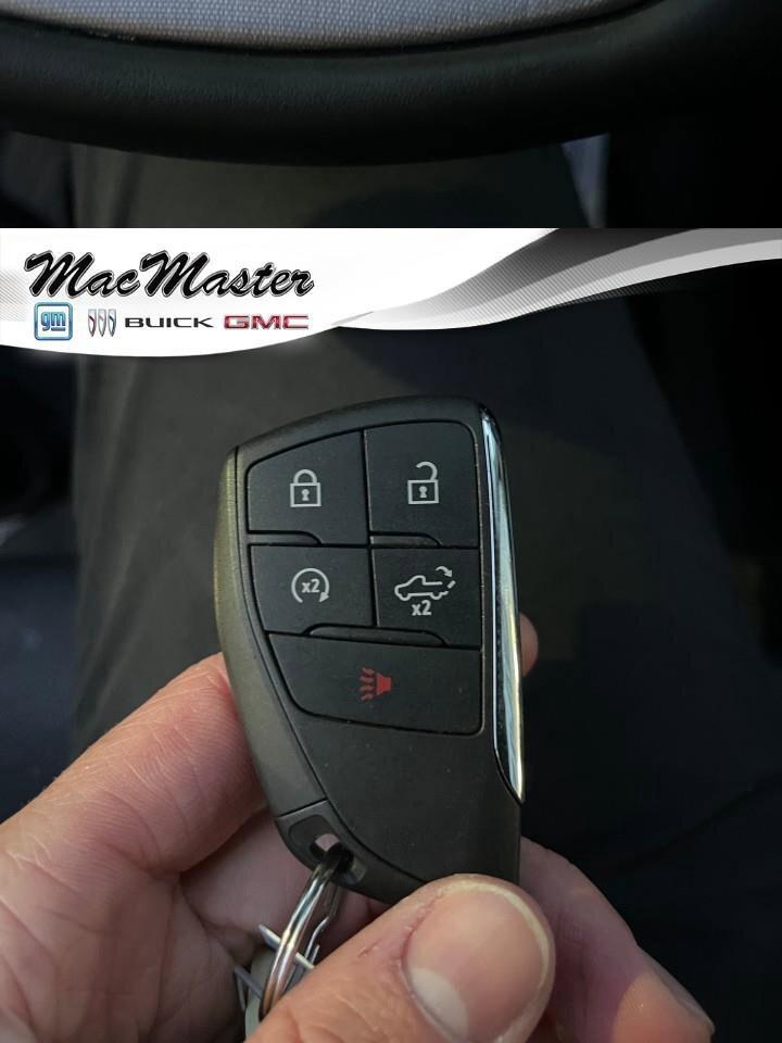 2018 Chevrolet Silverado 1500 High CountryHIGH COUNTRY, 5.3L V8, 4X4, LEATHER, C Photo