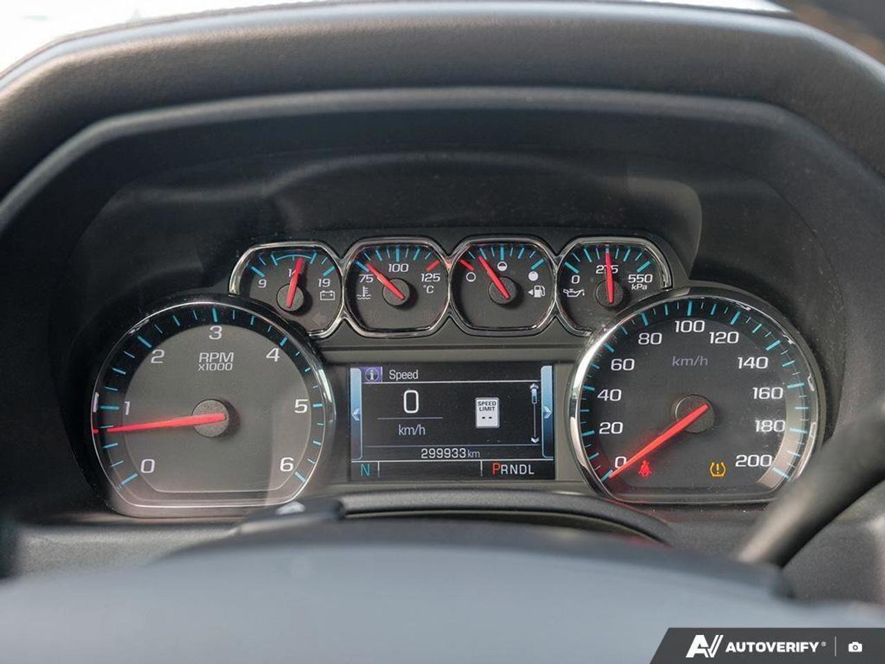 2018 Chevrolet Silverado 1500 High CountryHIGH COUNTRY, 5.3L V8, 4X4, LEATHER, C Photo