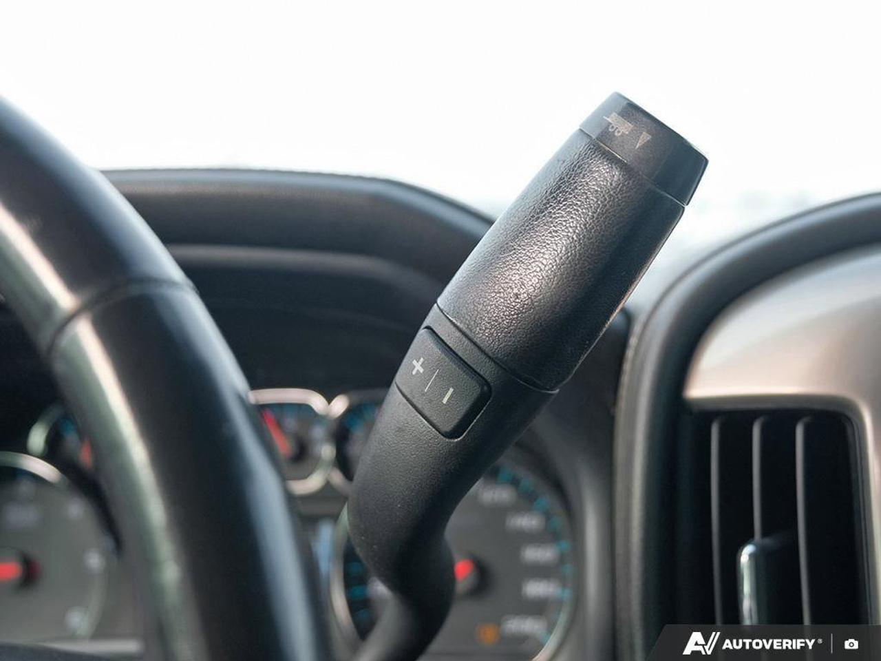 2018 Chevrolet Silverado 1500 High CountryHIGH COUNTRY, 5.3L V8, 4X4, LEATHER, C Photo