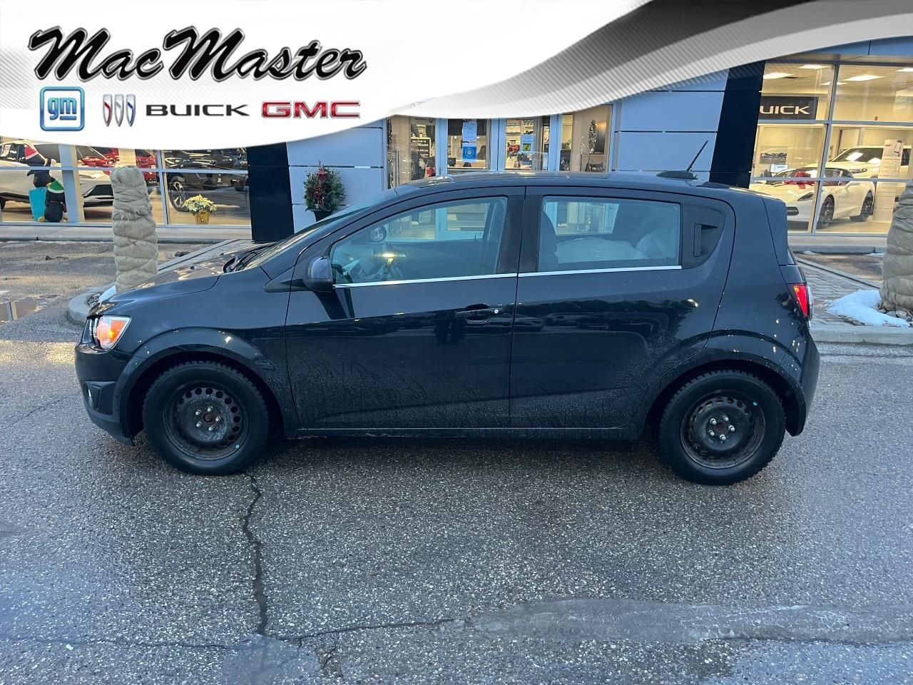 2015 Chevrolet Sonic LTHATCHBACK, LT, 1.8L, AUTOMATIC, FWD, CLOTH, AS-T Photo