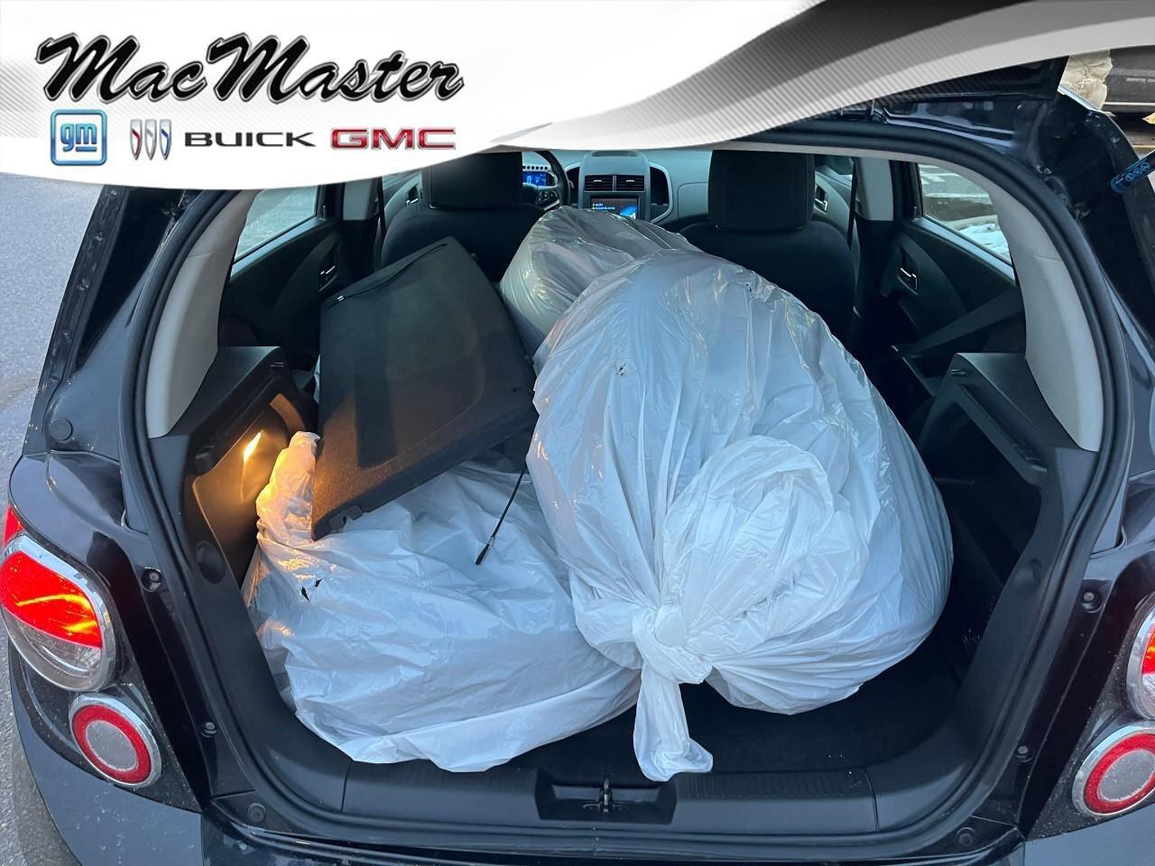 2015 Chevrolet Sonic LTHATCHBACK, LT, 1.8L, AUTOMATIC, FWD, CLOTH, AS-T Photo