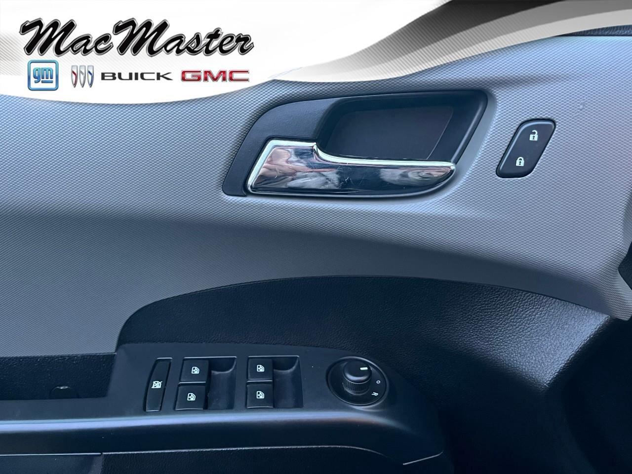 2015 Chevrolet Sonic LTHATCHBACK, LT, 1.8L, AUTOMATIC, FWD, CLOTH, AS-T Photo