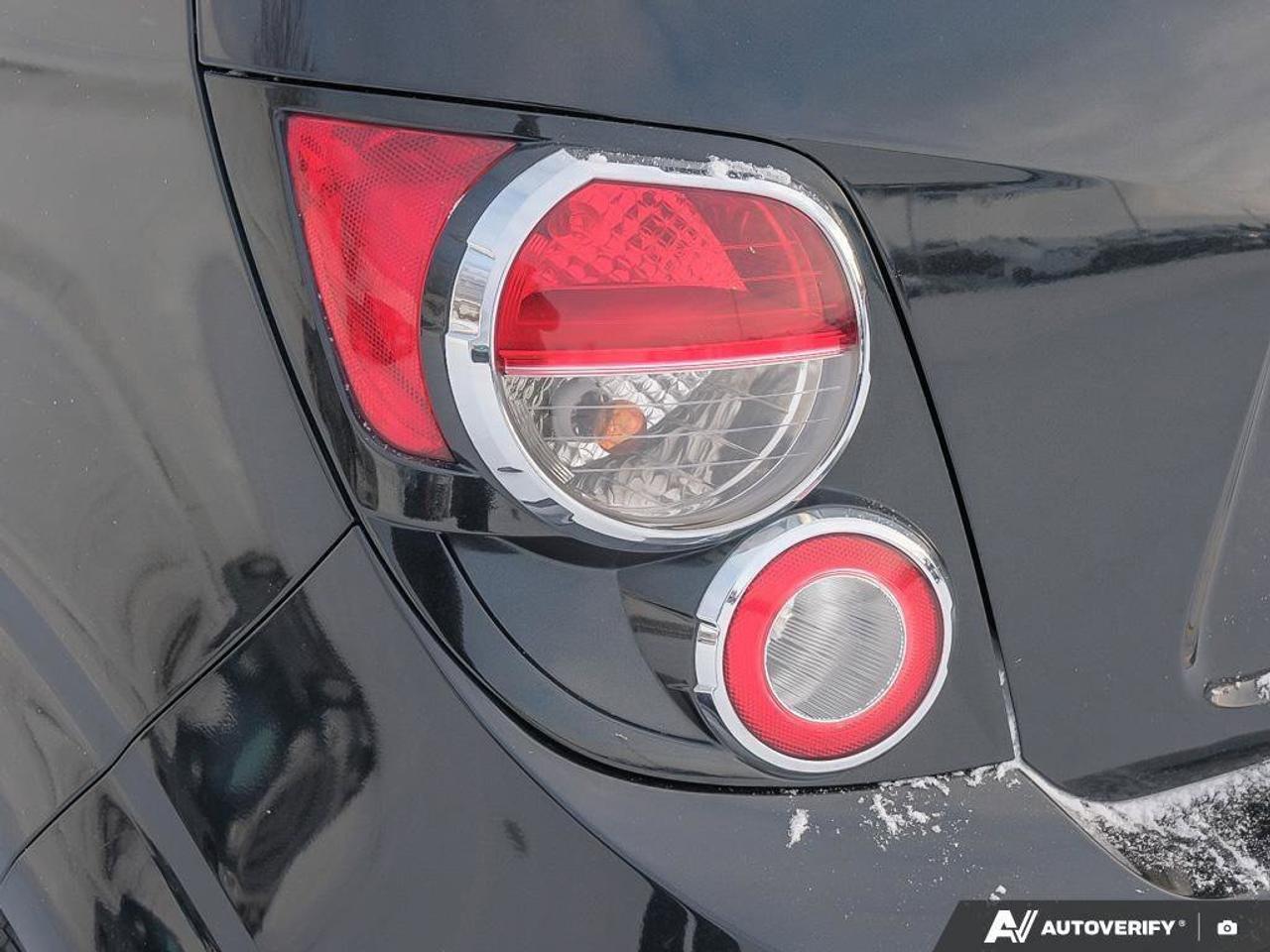 2015 Chevrolet Sonic LTHATCHBACK, LT, 1.8L, AUTOMATIC, FWD, CLOTH, AS-T Photo