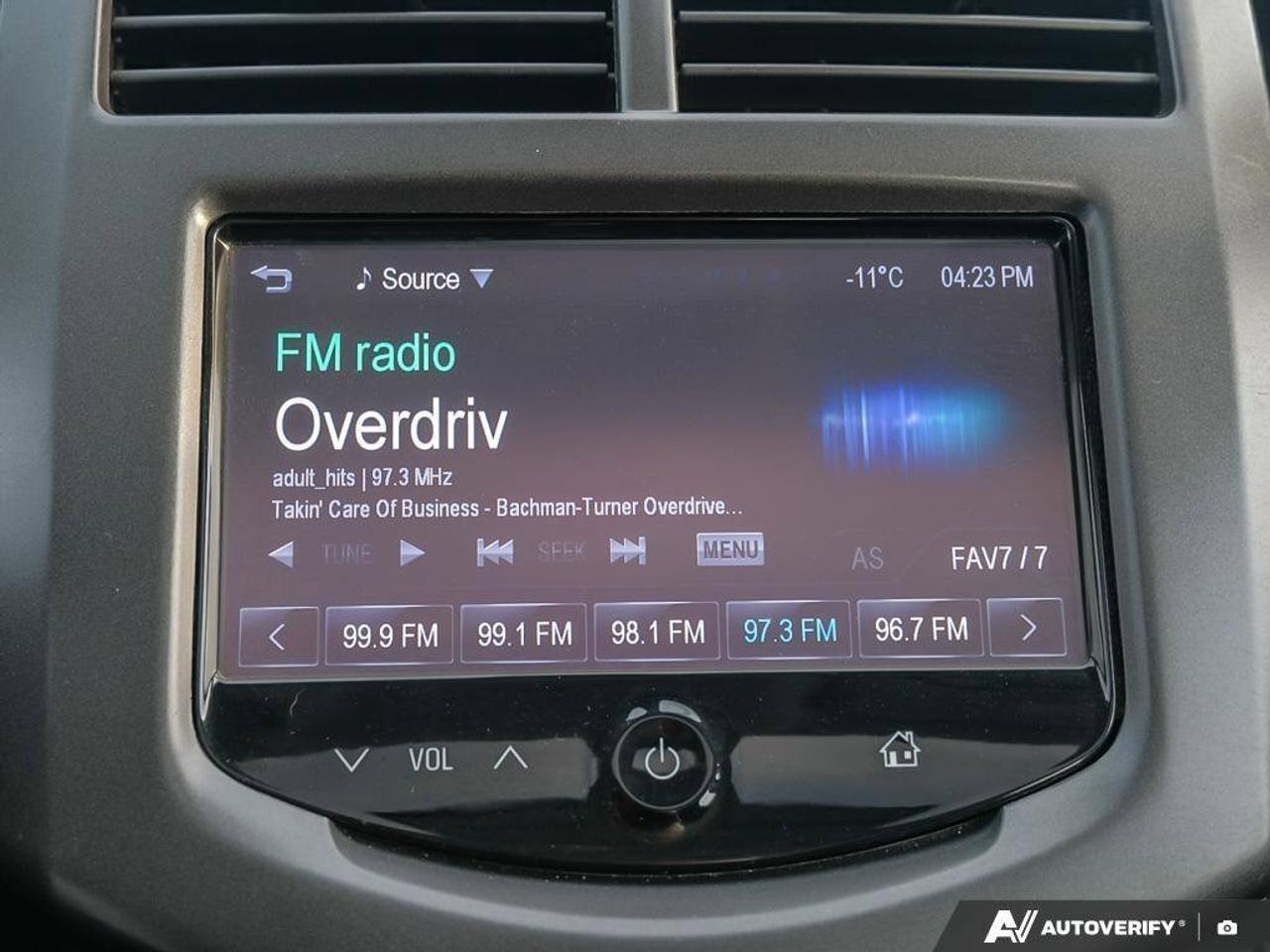 2015 Chevrolet Sonic LTHATCHBACK, LT, 1.8L, AUTOMATIC, FWD, CLOTH, AS-T Photo