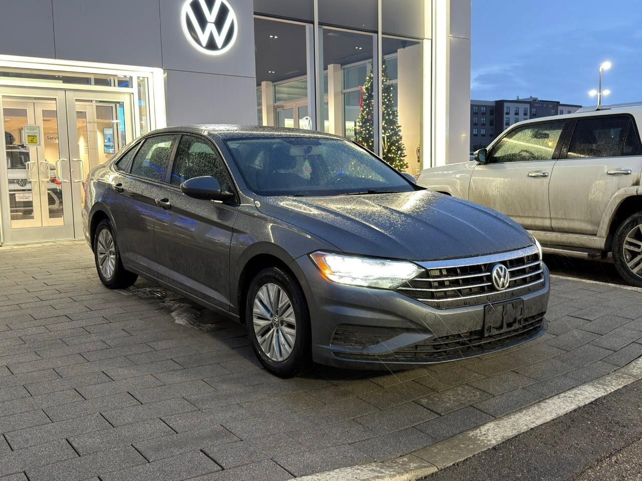 2019 Volkswagen Jetta ComfortlineMANUAL! HTD SEATS, APPLE CARPLAY, BACKU Photo2