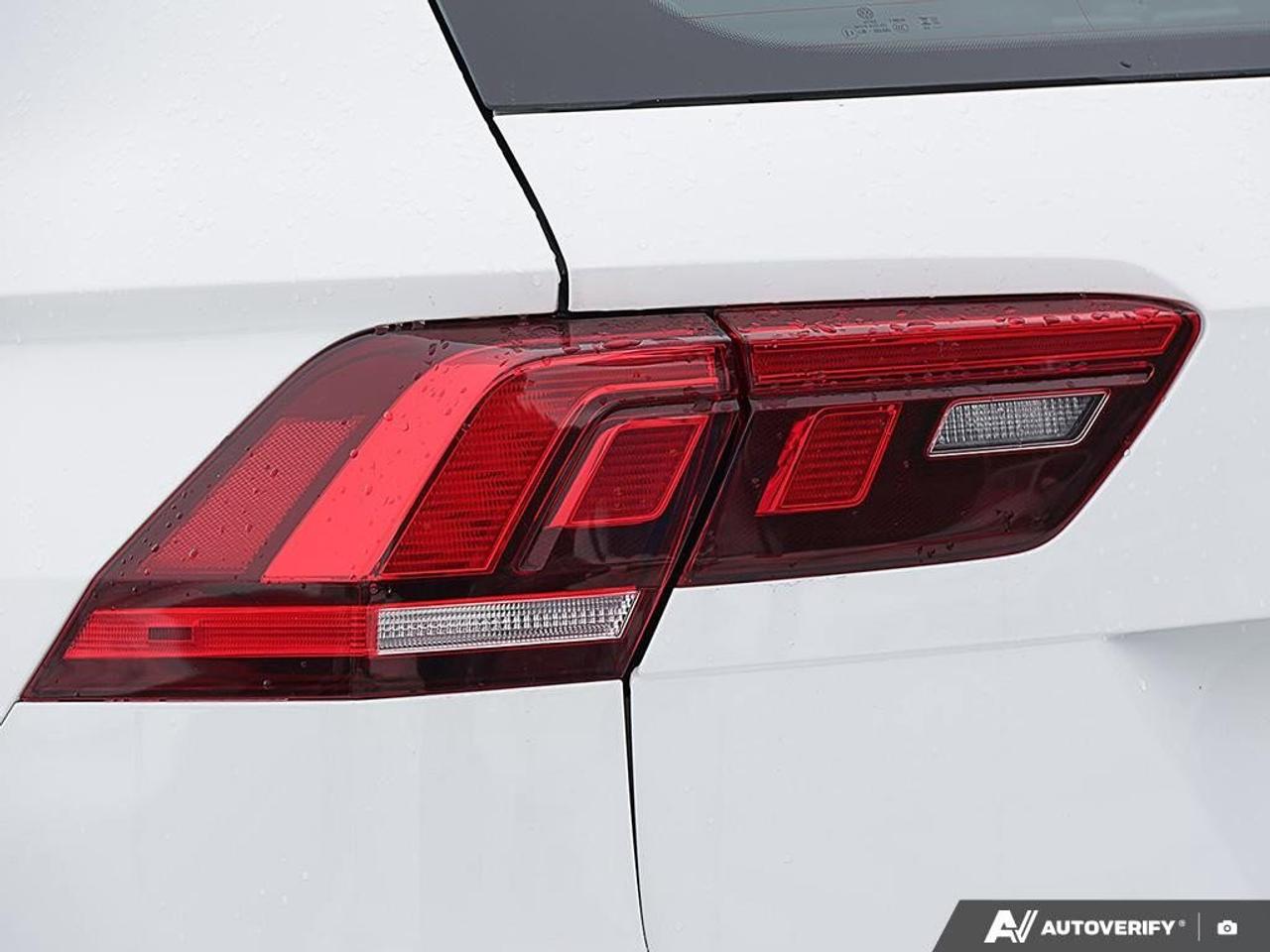 2024 Volkswagen Tiguan TrendlineONE-OWNER, ACCIDENT-FREE, AWD, THIRD ROW Photo