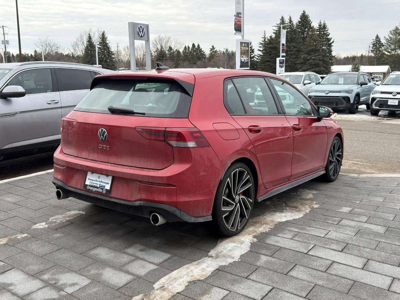 2022 Volkswagen Golf GTI PerformanceMANUAL, CLOTH PACK, SUNROOF, HARMON KAR Photo3