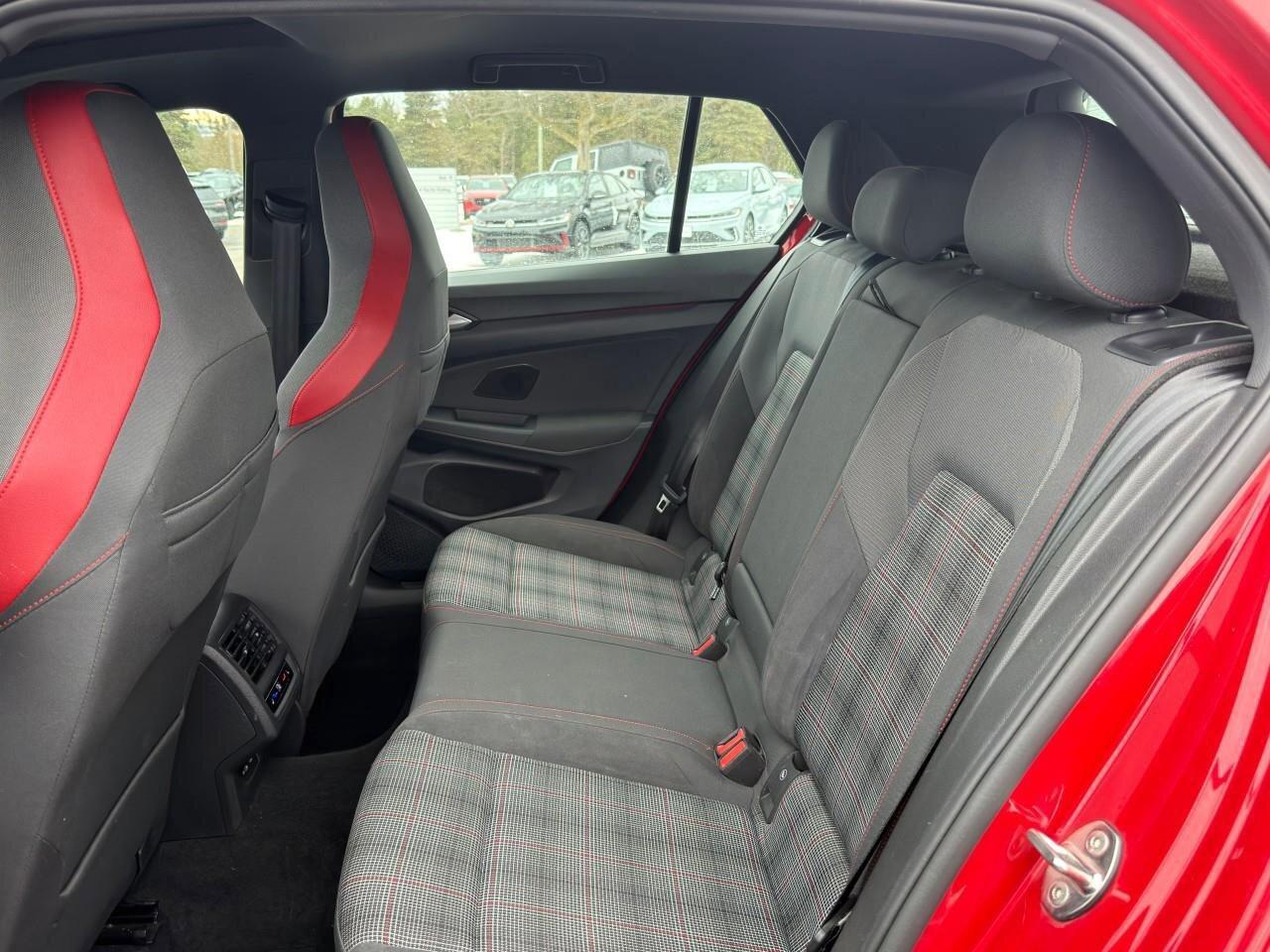 2022 Volkswagen Golf GTI PerformanceMANUAL, CLOTH PACK, SUNROOF, HARMON KAR Photo