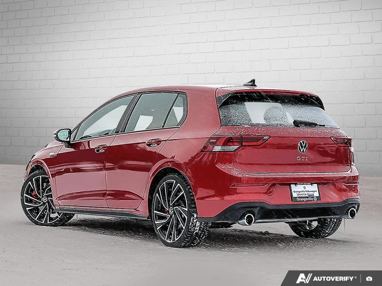 2022 Volkswagen Golf GTI PerformanceMANUAL, CLOTH PACK, SUNROOF, HARMON KAR Photo