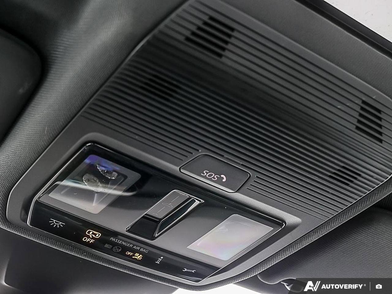 2022 Volkswagen Golf GTI PerformanceMANUAL, CLOTH PACK, SUNROOF, HARMON KAR Photo