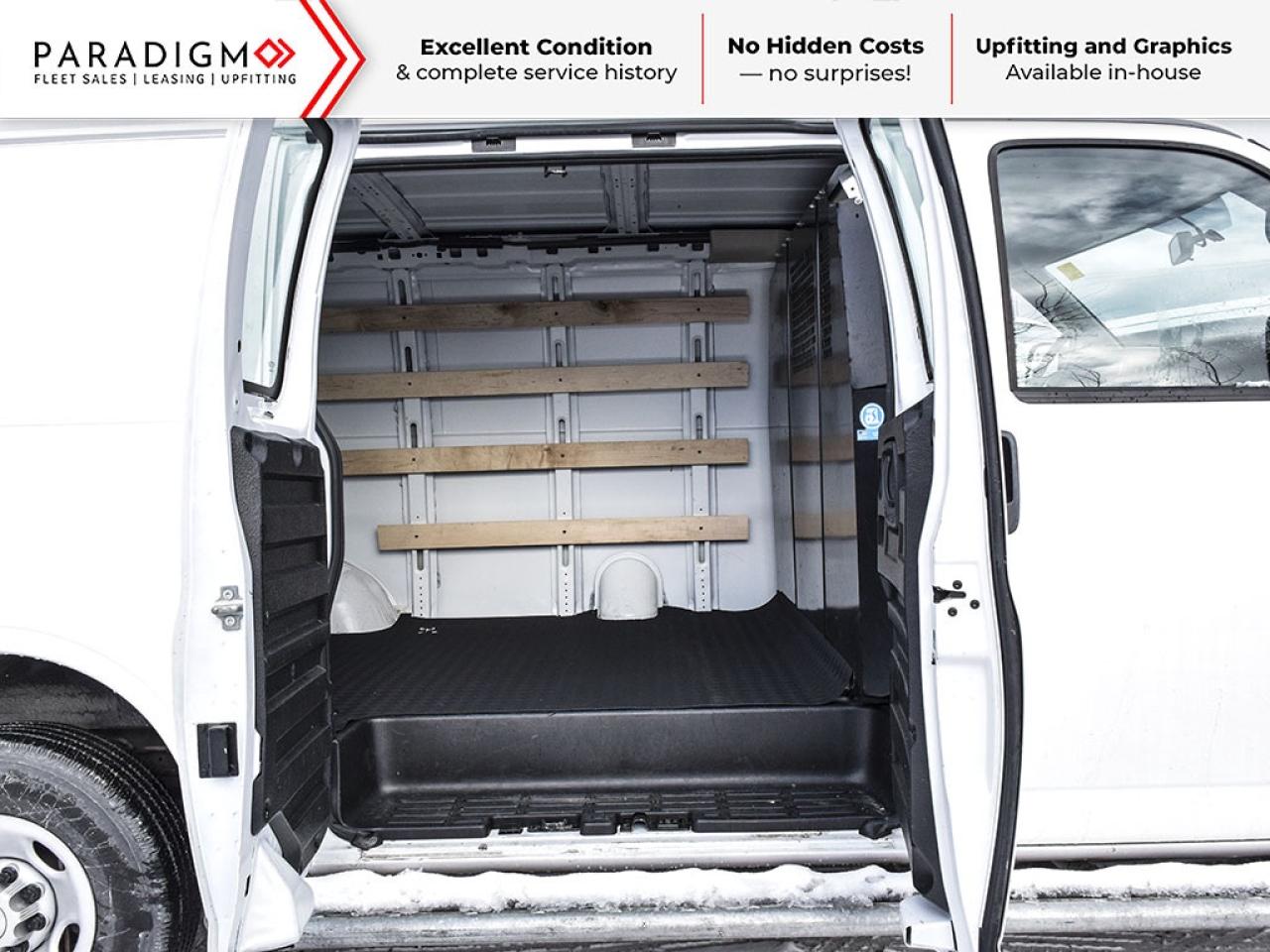 2024 Chevrolet Express Chevy express 135"wb Low roof Ready to work! Photo