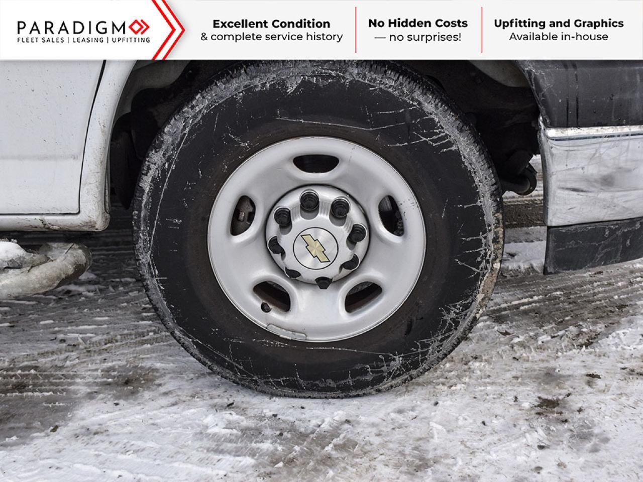 2024 Chevrolet Express Chevy express 135"wb Low roof Ready to work! Photo