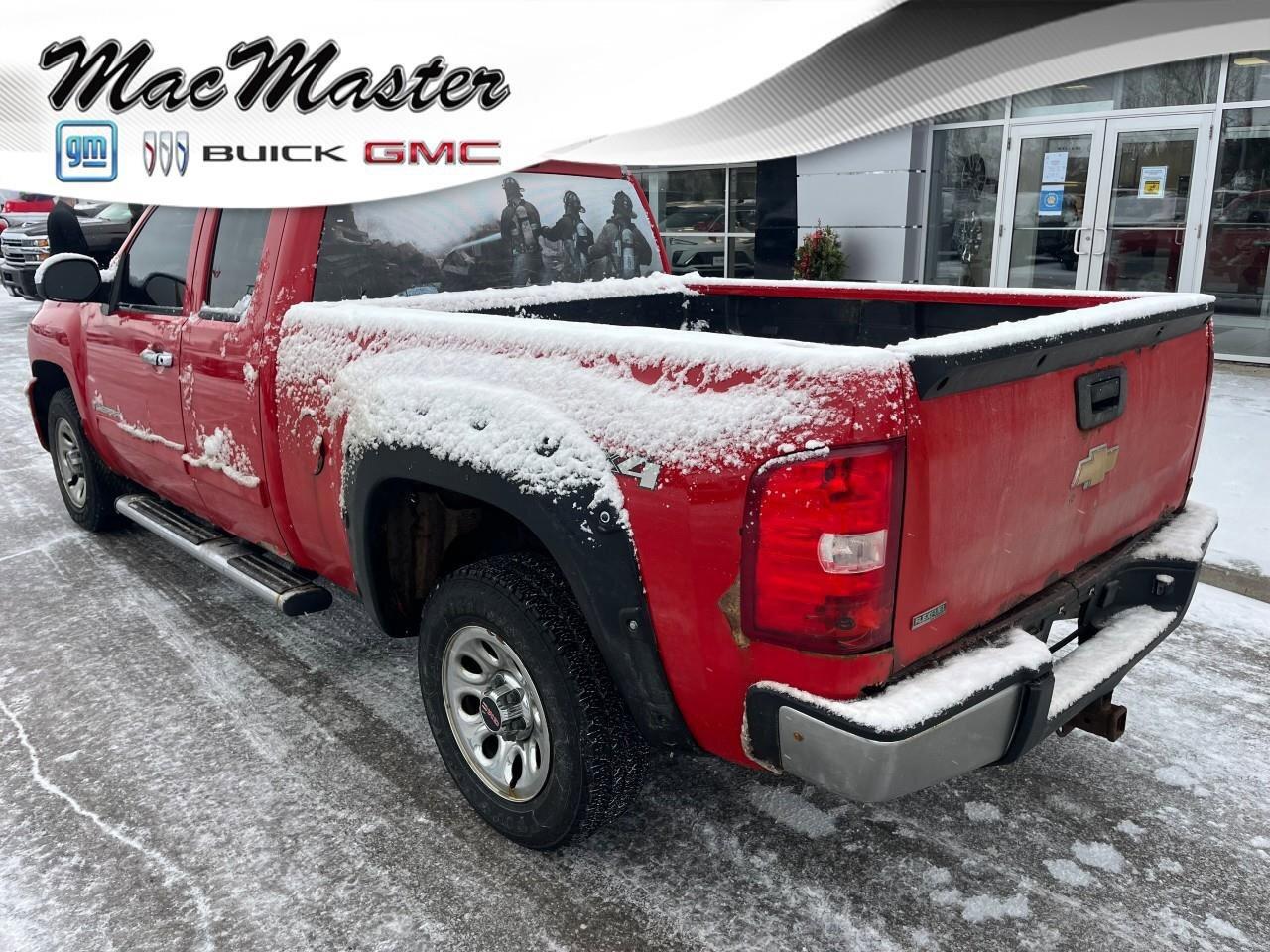 2011 Chevrolet Silverado 1500 LSLS, 4.8L V8, 4X4, CLOTH, AS-TRADED! Photo