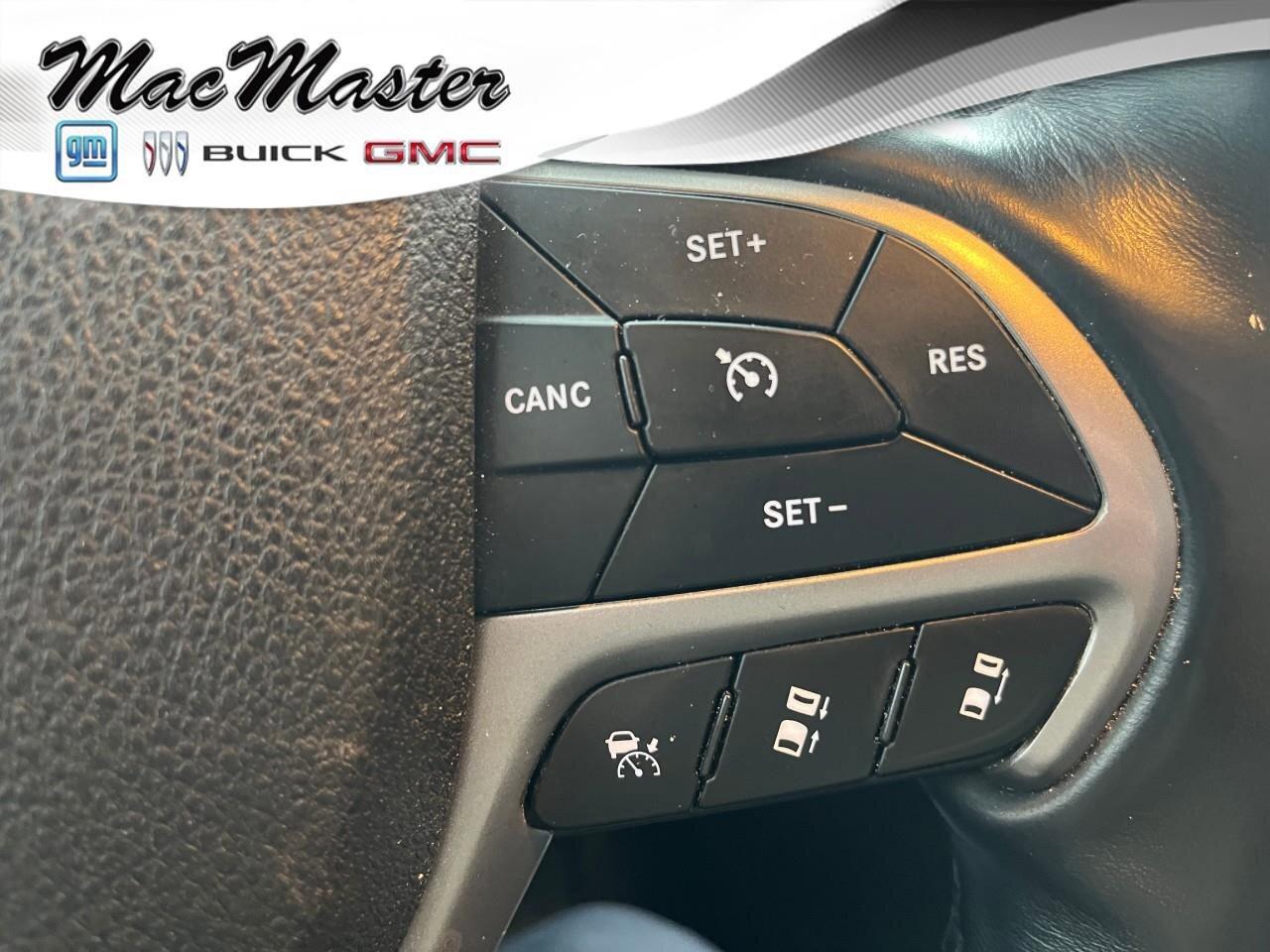 2017 Jeep Grand Cherokee SummitSUMMIT, 5.7L V8, AWD, LEATHER, ALLOYS, 1-OWN Photo