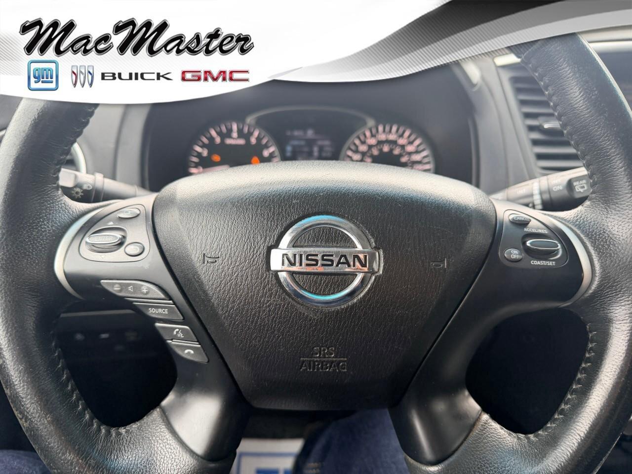 2016 Nissan Pathfinder SVS, 3.5L V6, CVT, AWD, CLOTH, 7-PASSENGER, AS-TRA Photo