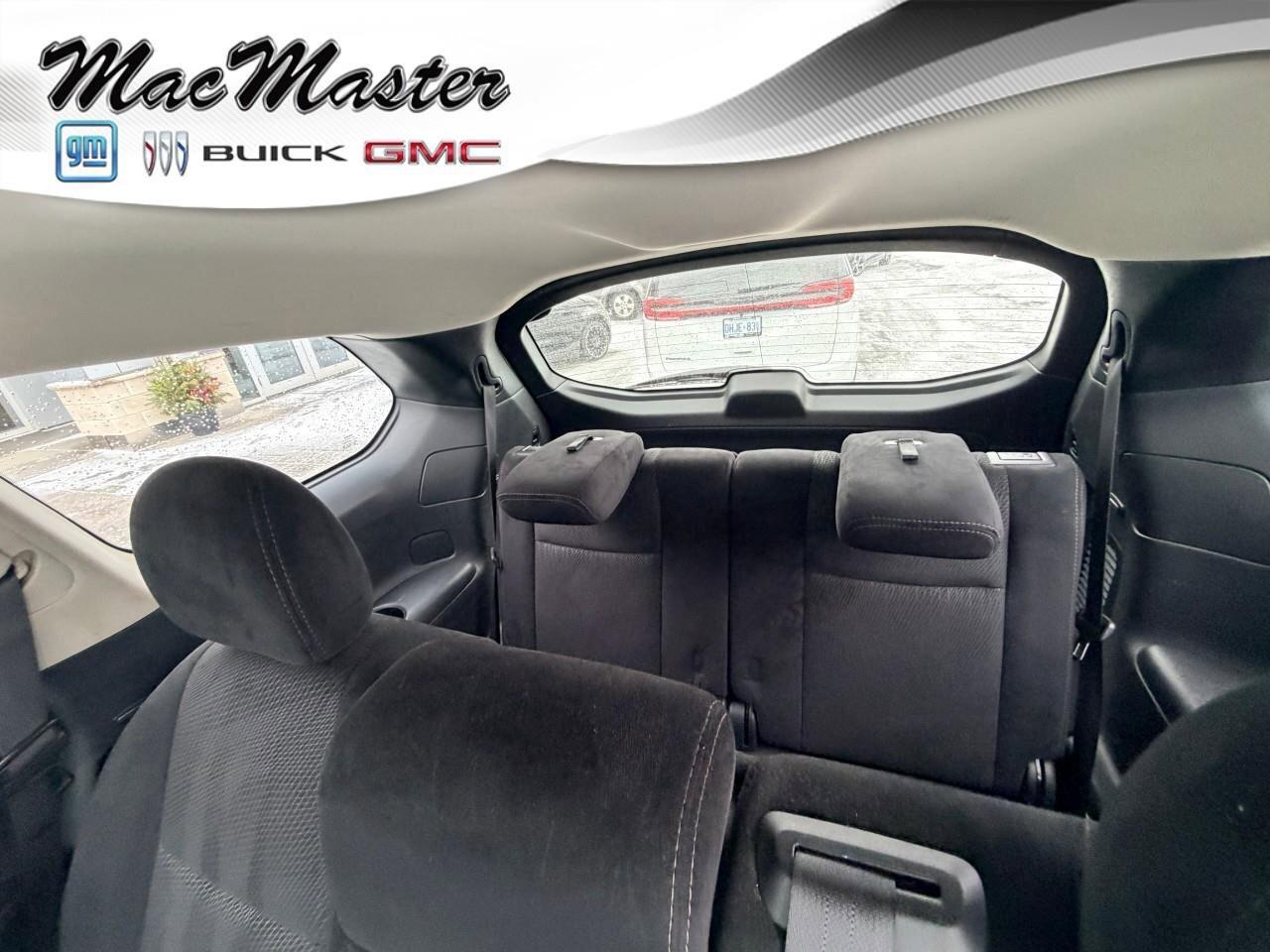 2016 Nissan Pathfinder SVS, 3.5L V6, CVT, AWD, CLOTH, 7-PASSENGER, AS-TRA Photo