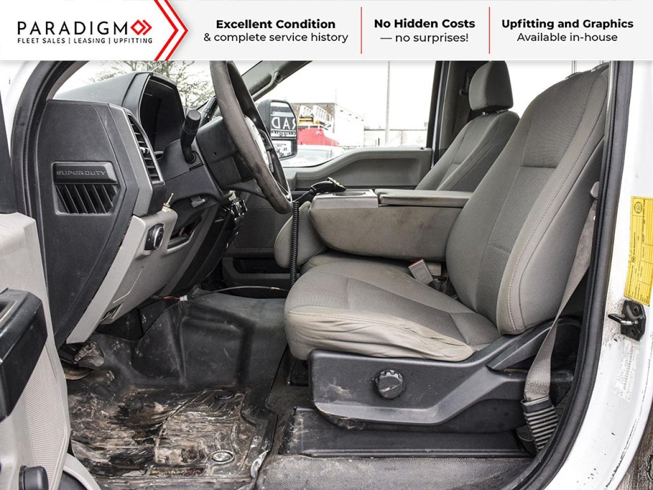 2019 Ford F-550 dump Truck PLOW AND SALTER INSTALLED! WORK READY!! Photo