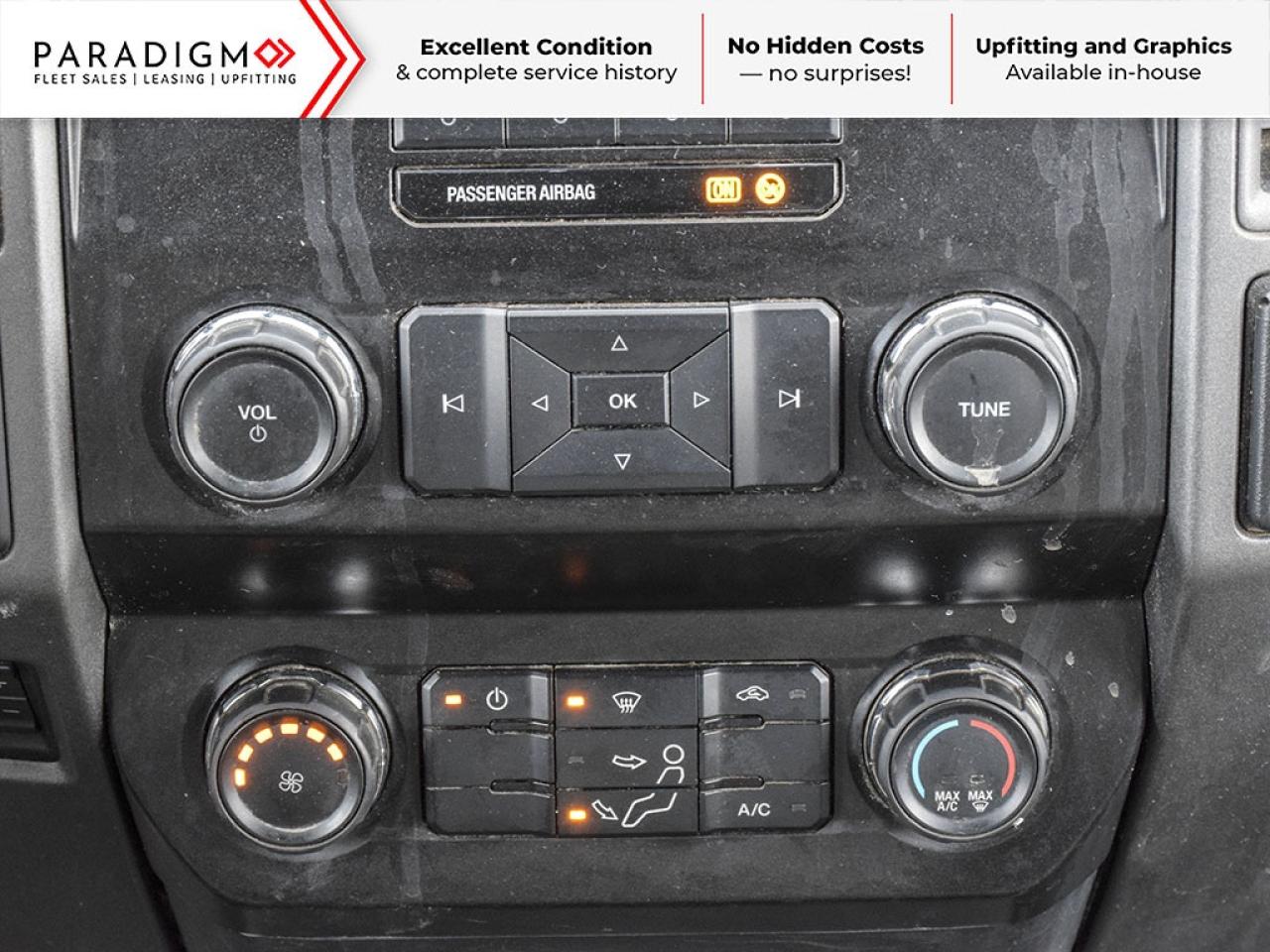 2019 Ford F-550 dump Truck PLOW AND SALTER INSTALLED! WORK READY!! Photo