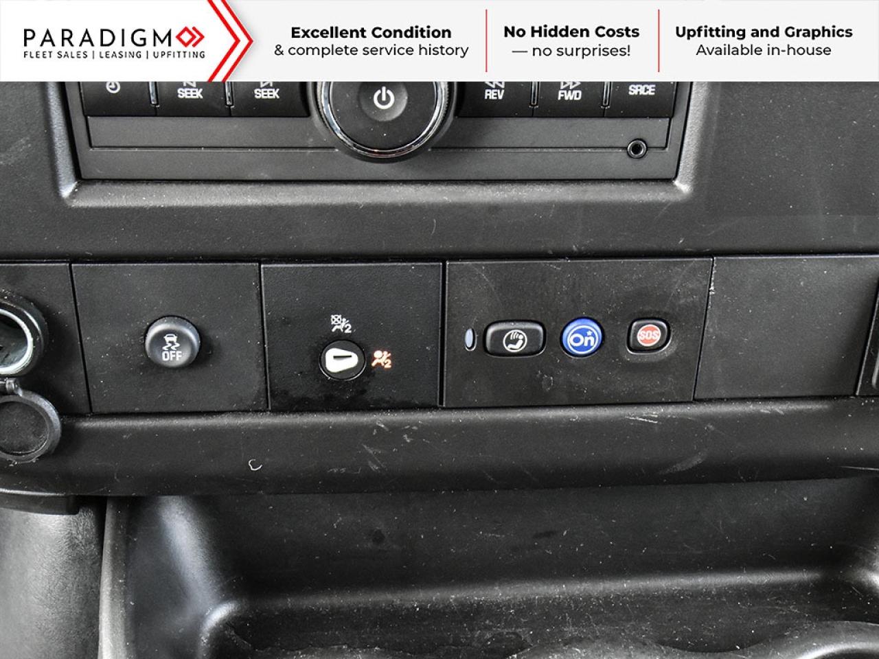 2024 Chevrolet Express 135"WB LOW ROOF WORK READY Photo