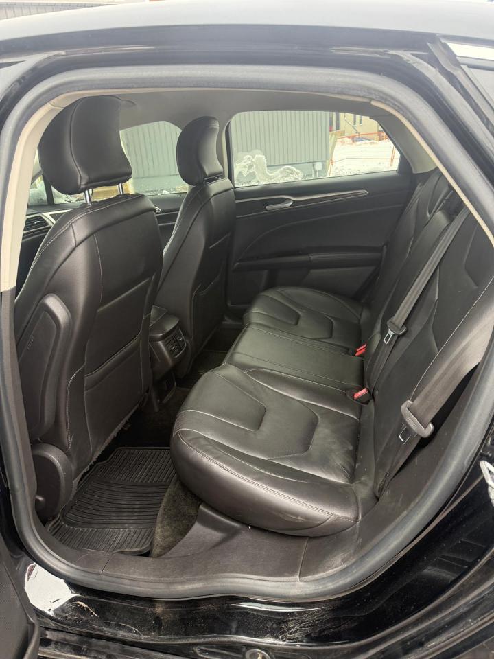 2016 Ford Fusion SE   Automatic   CLEAN CARFAX   CERTIFIED Photo