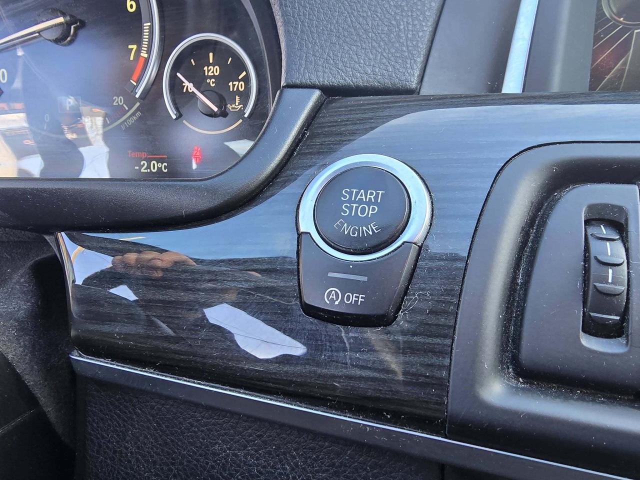 2014 BMW 5 Series 4dr Sdn 535i xDrive AWD Photo