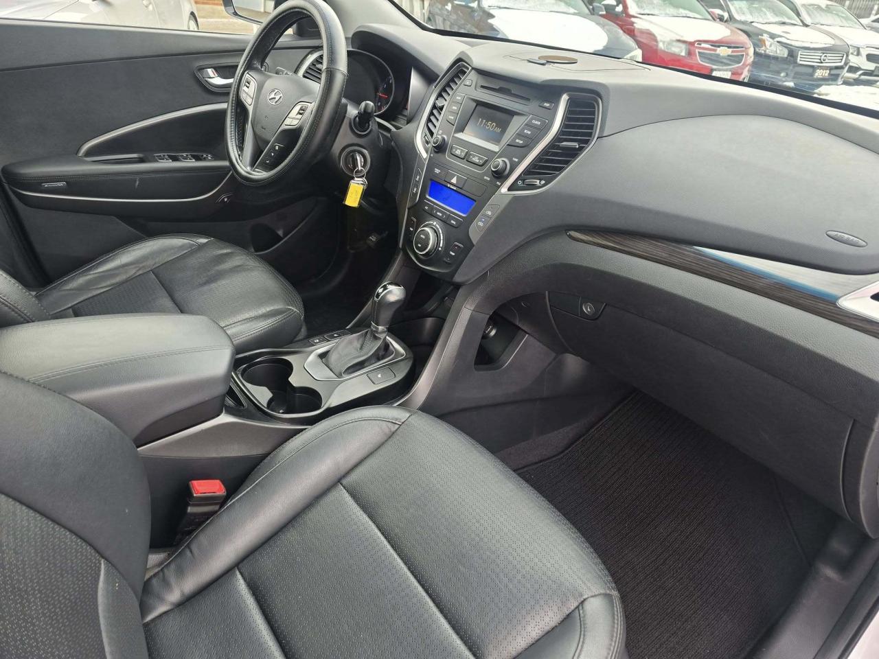 2014 Hyundai Santa Fe Sport AWD 4dr 2.4L Luxury Photo