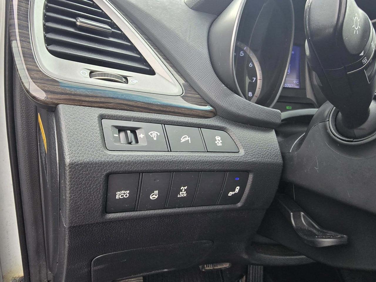 2014 Hyundai Santa Fe Sport AWD 4dr 2.4L Luxury Photo