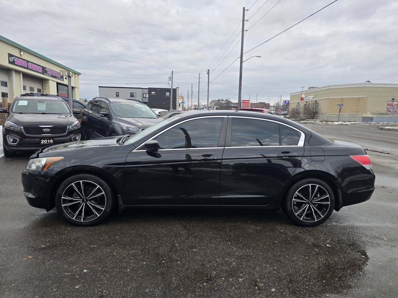 2010 Honda Accord Sedan 4dr I4 Auto LX Photo