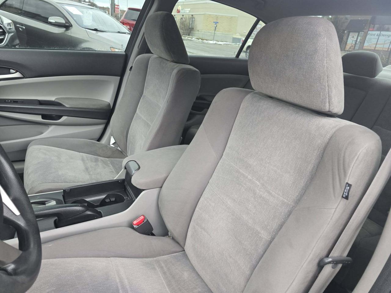 2010 Honda Accord Sedan 4dr I4 Auto LX Photo