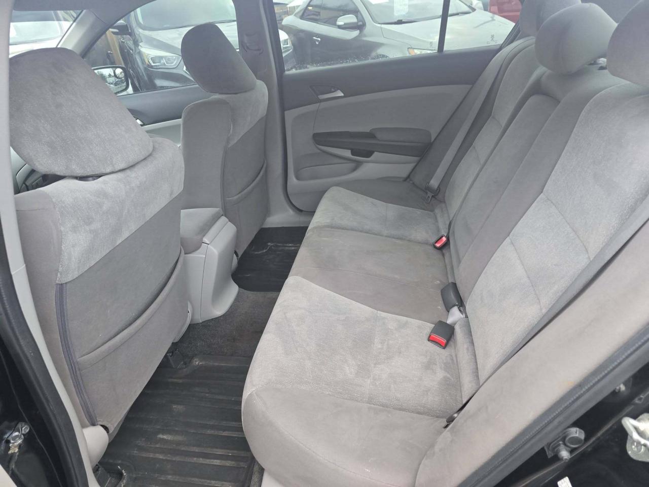 2010 Honda Accord Sedan 4dr I4 Auto LX Photo