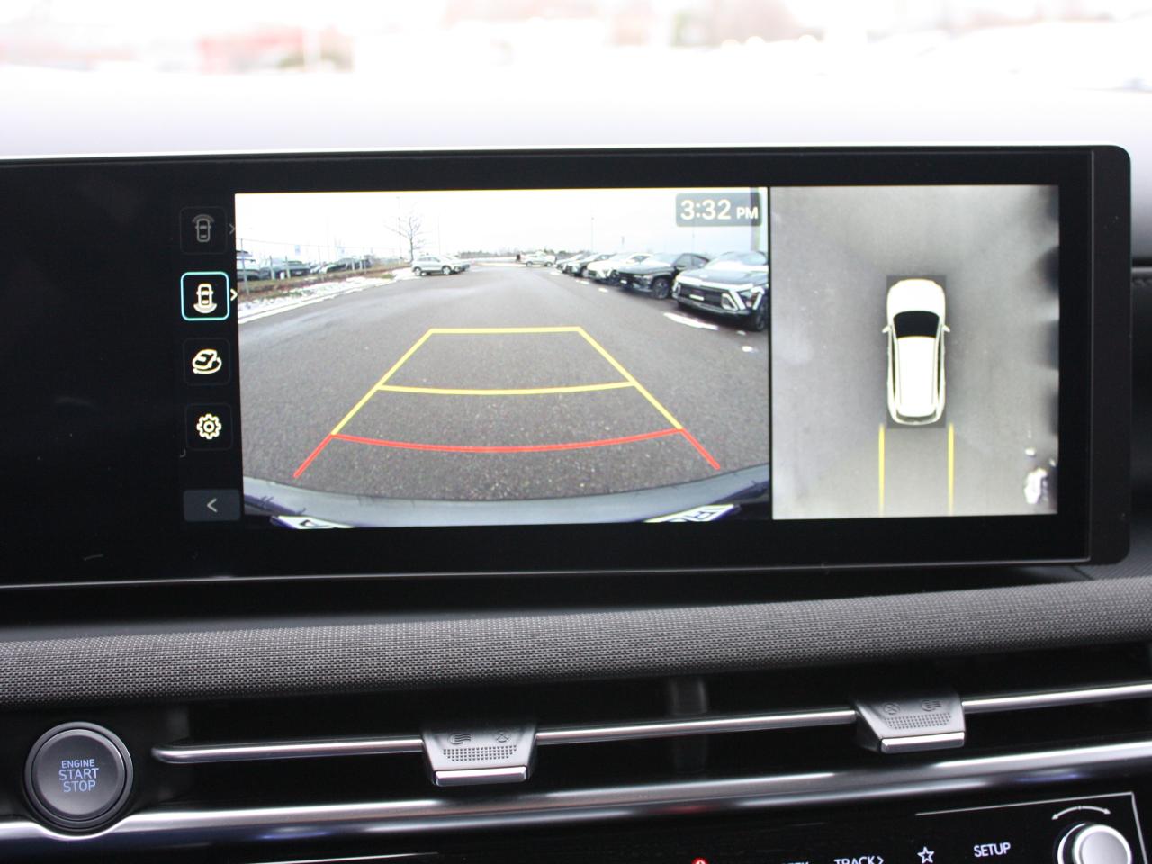 2025 Hyundai Tucson Hybrid Ultimate / Sunroof / Heated Seats / Winter Tires Photo