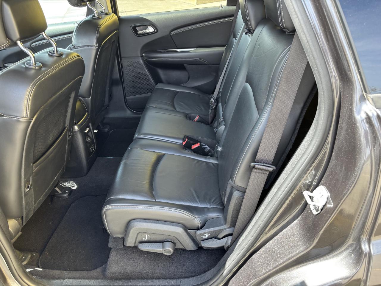 2017 Dodge Journey AWD 4DR CROSSROAD Photo