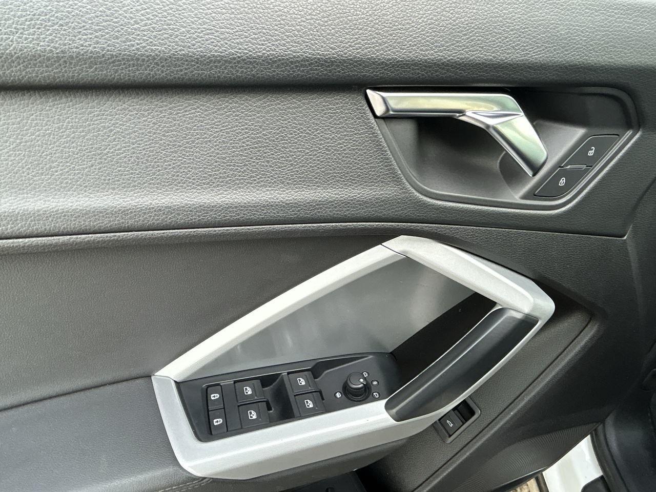 2022 Audi Q3 40 2.0T Komfort   Vorsprung Edition Photo