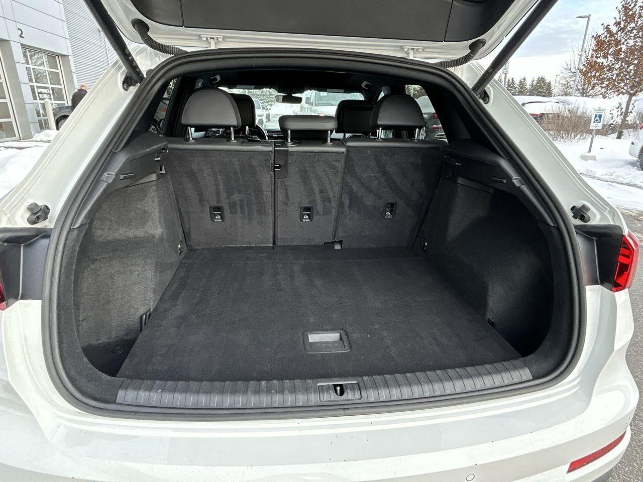 2022 Audi Q3 40 2.0T Komfort   Vorsprung Edition Photo