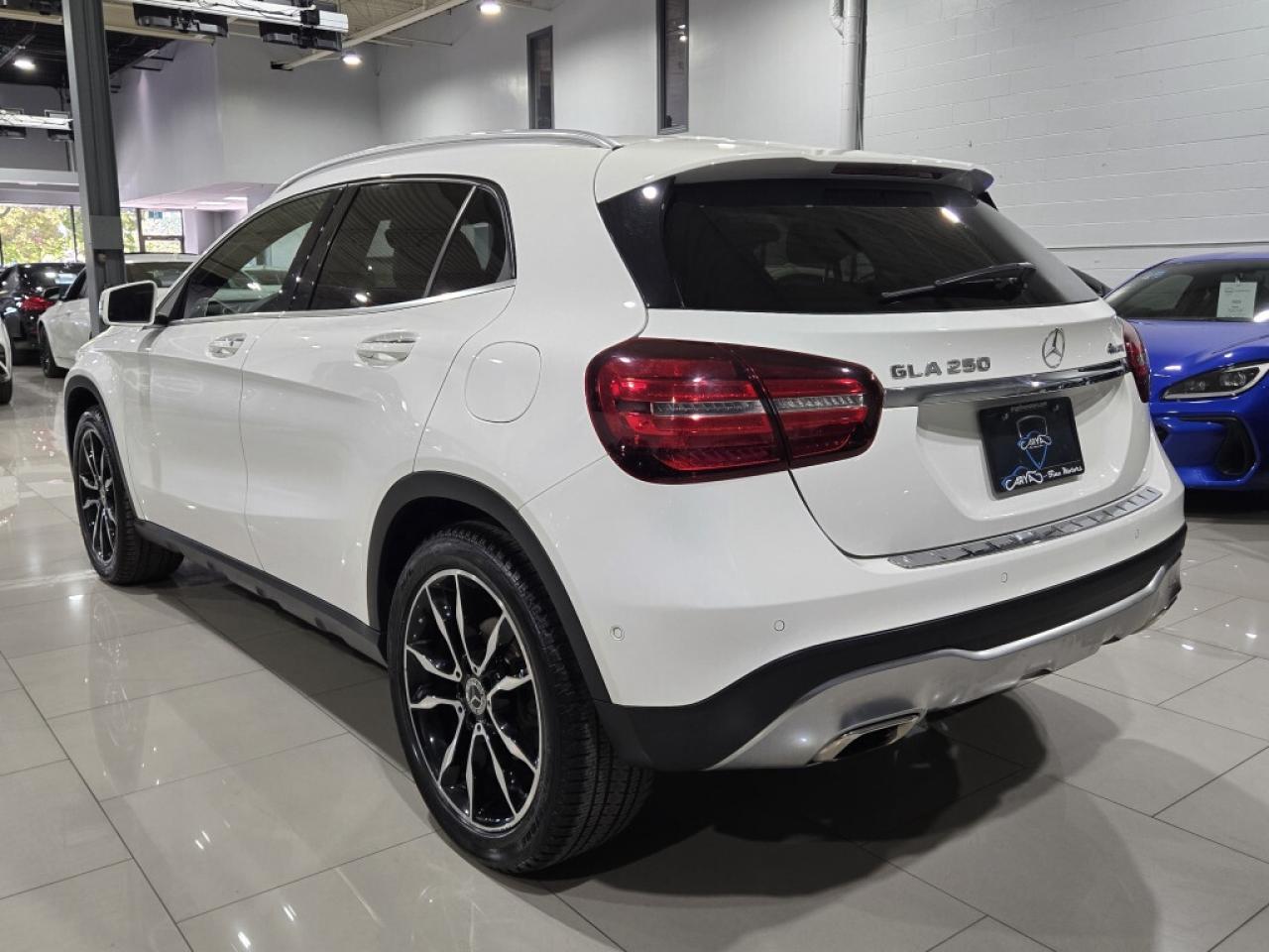 2019 Mercedes-Benz GLA250 250 4MATIC (AWD) Leather & Panoramic No Accidents Photo4