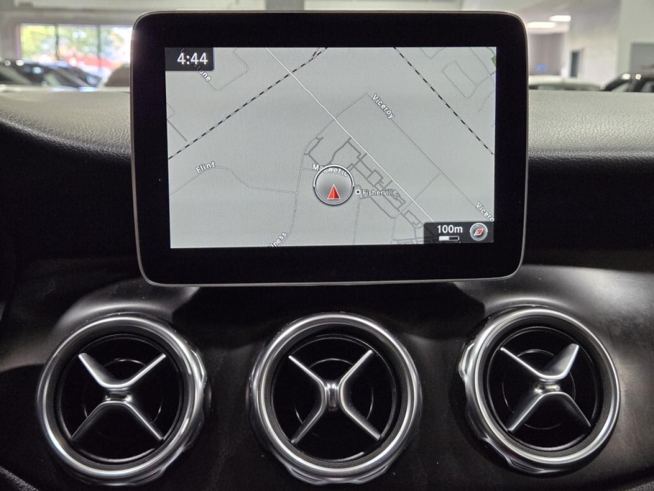 2019 Mercedes-Benz GLA250 250 4MATIC (AWD) Leather & Panoramic No Accidents Photo