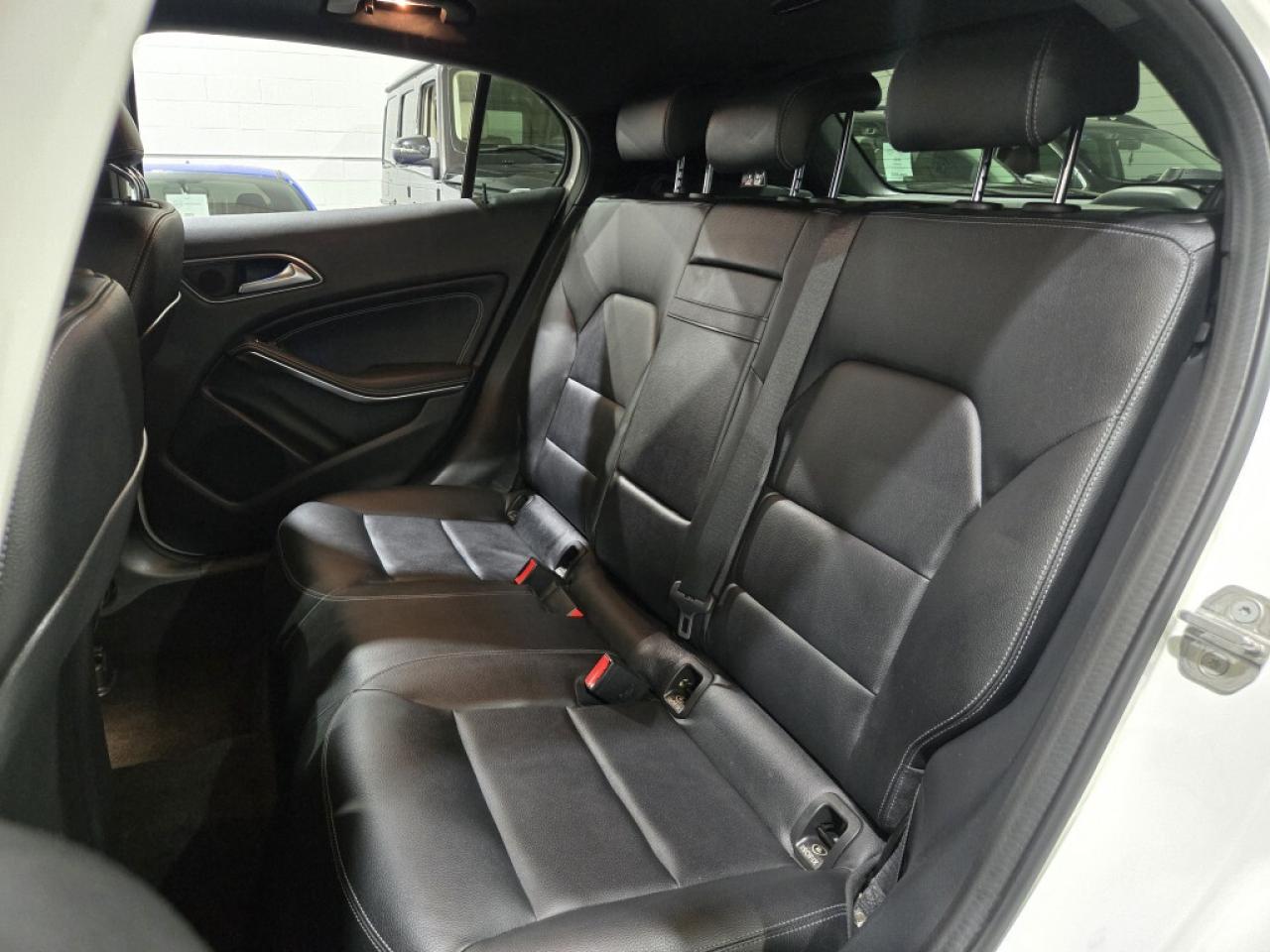 2019 Mercedes-Benz GLA250 250 4MATIC (AWD) Leather & Panoramic No Accidents Photo