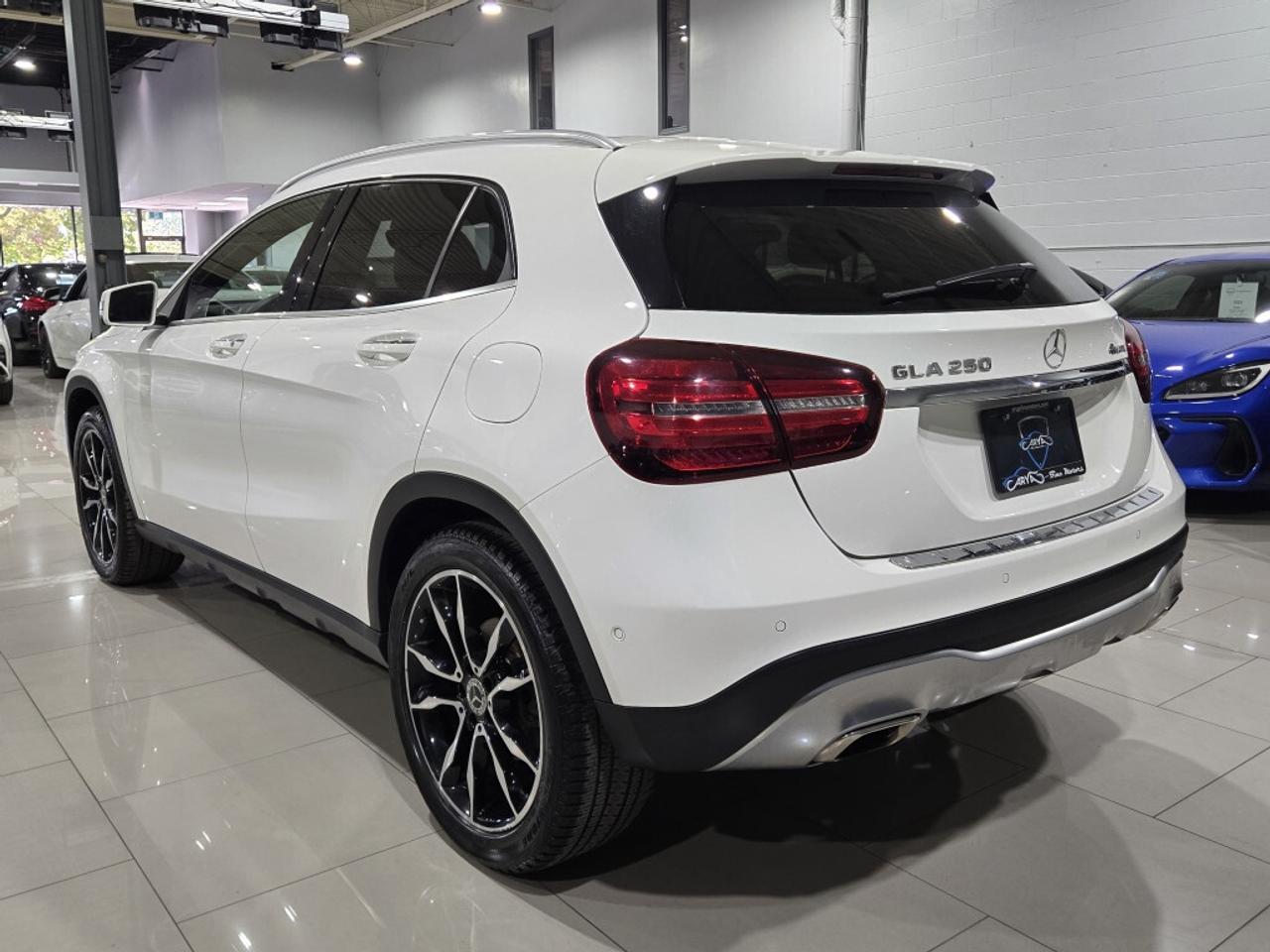 2019 Mercedes-Benz GLA250 250 4MATIC (AWD) Leather & Panoramic No Accidents Photo