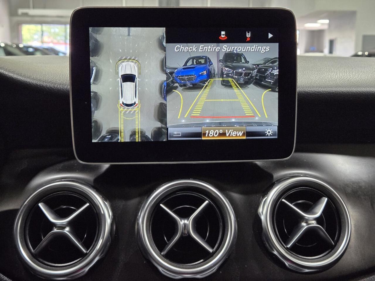 2019 Mercedes-Benz GLA250 250 4MATIC (AWD) Leather & Panoramic No Accidents Photo