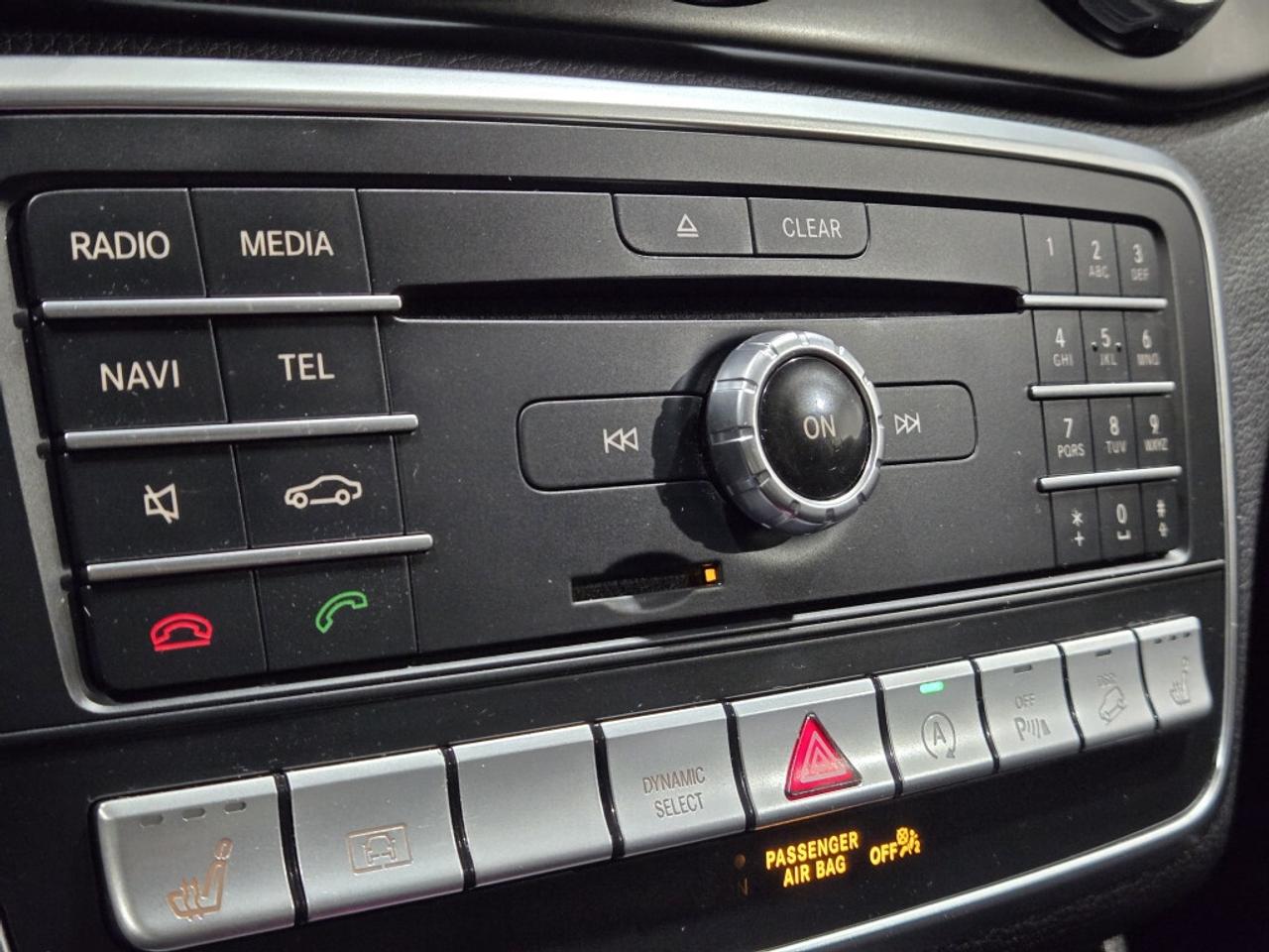 2019 Mercedes-Benz GLA250 250 4MATIC (AWD) Leather & Panoramic No Accidents Photo