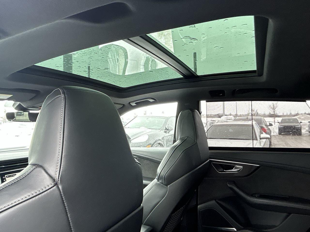 2022 Audi SQ8 4.0T quattro 8sp   Massage Seats   Black Optics Photo