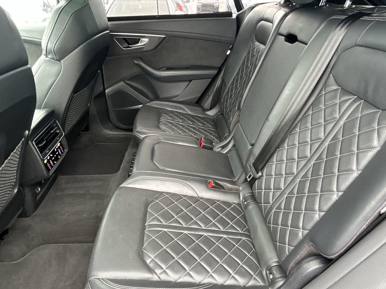 2022 Audi SQ8 4.0T quattro 8sp   Massage Seats   Black Optics Photo
