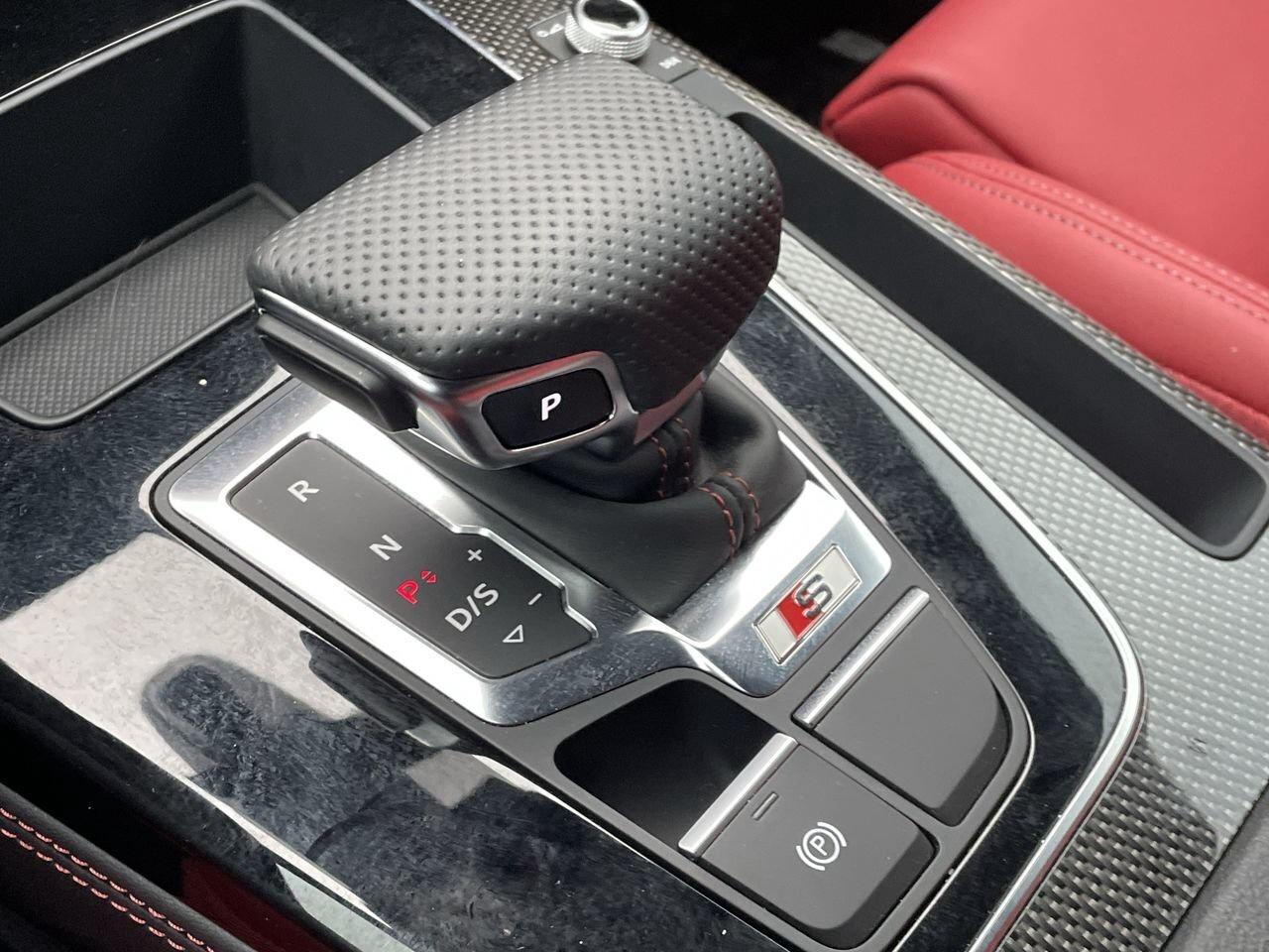 2023 Audi SQ5 Sportback 3.0T Progressiv   Black Optics   Top View Photo