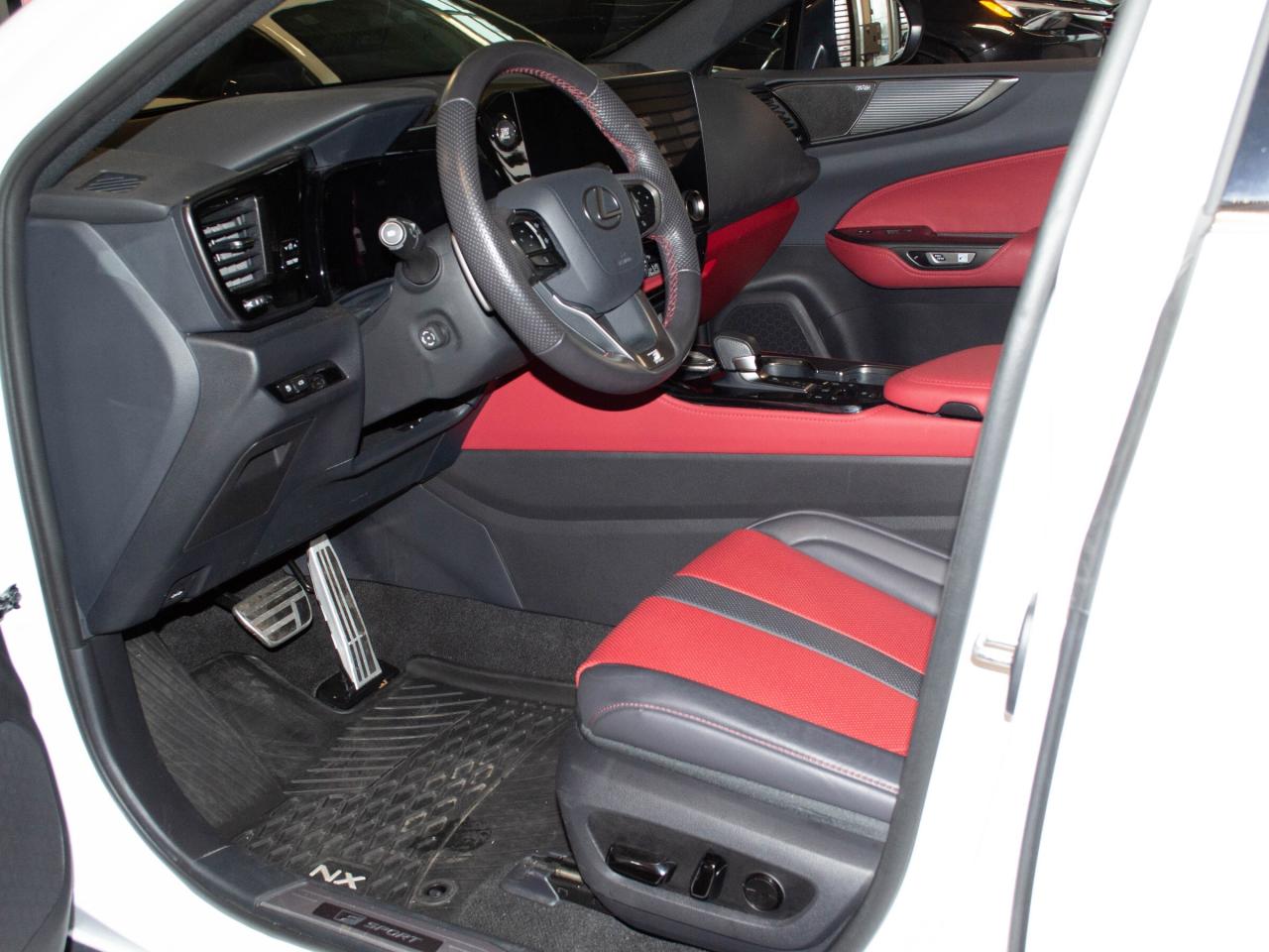 2024 Lexus NX 350  Photo