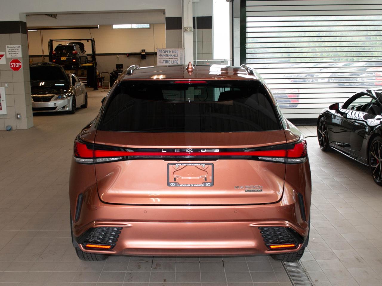 2023 Lexus RX 500H RX 500h Auto Photo4