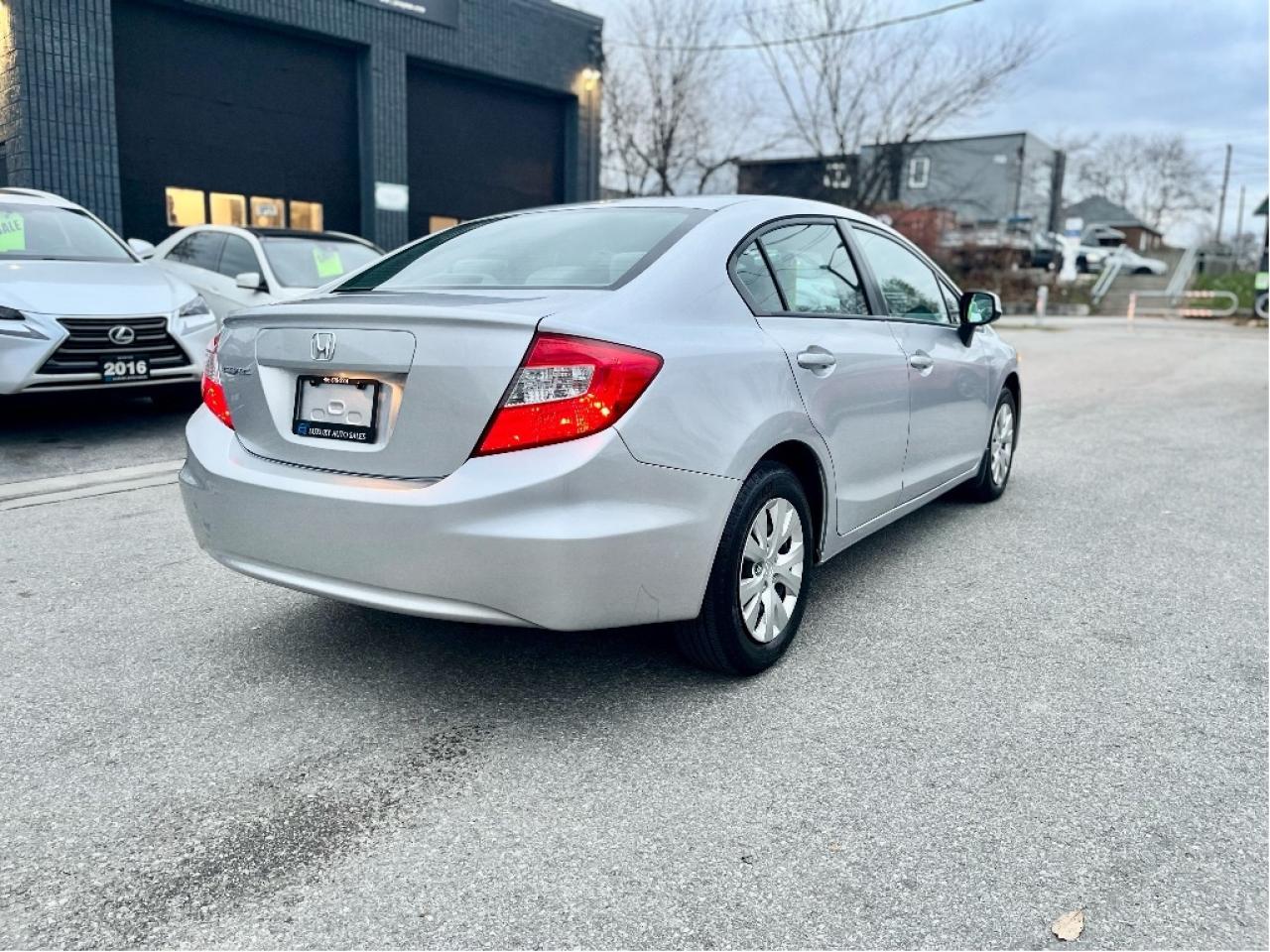 2012 Honda Civic CERTIFIED Photo3