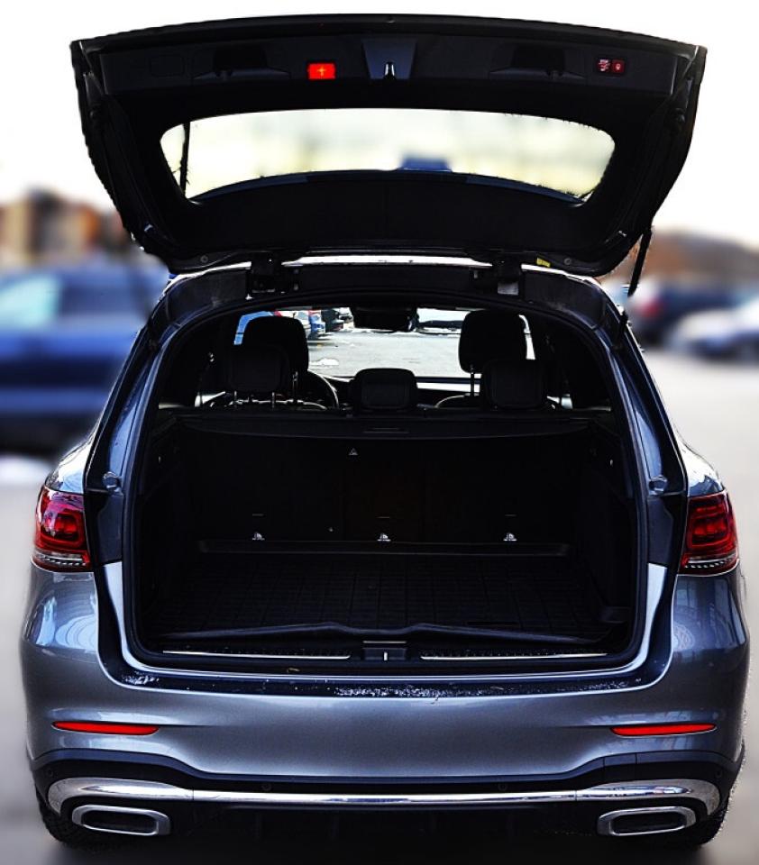 2020 Mercedes-Benz GLC300 GLC 300 4dr All-Wheel Drive 4MATIC Automatic Photo