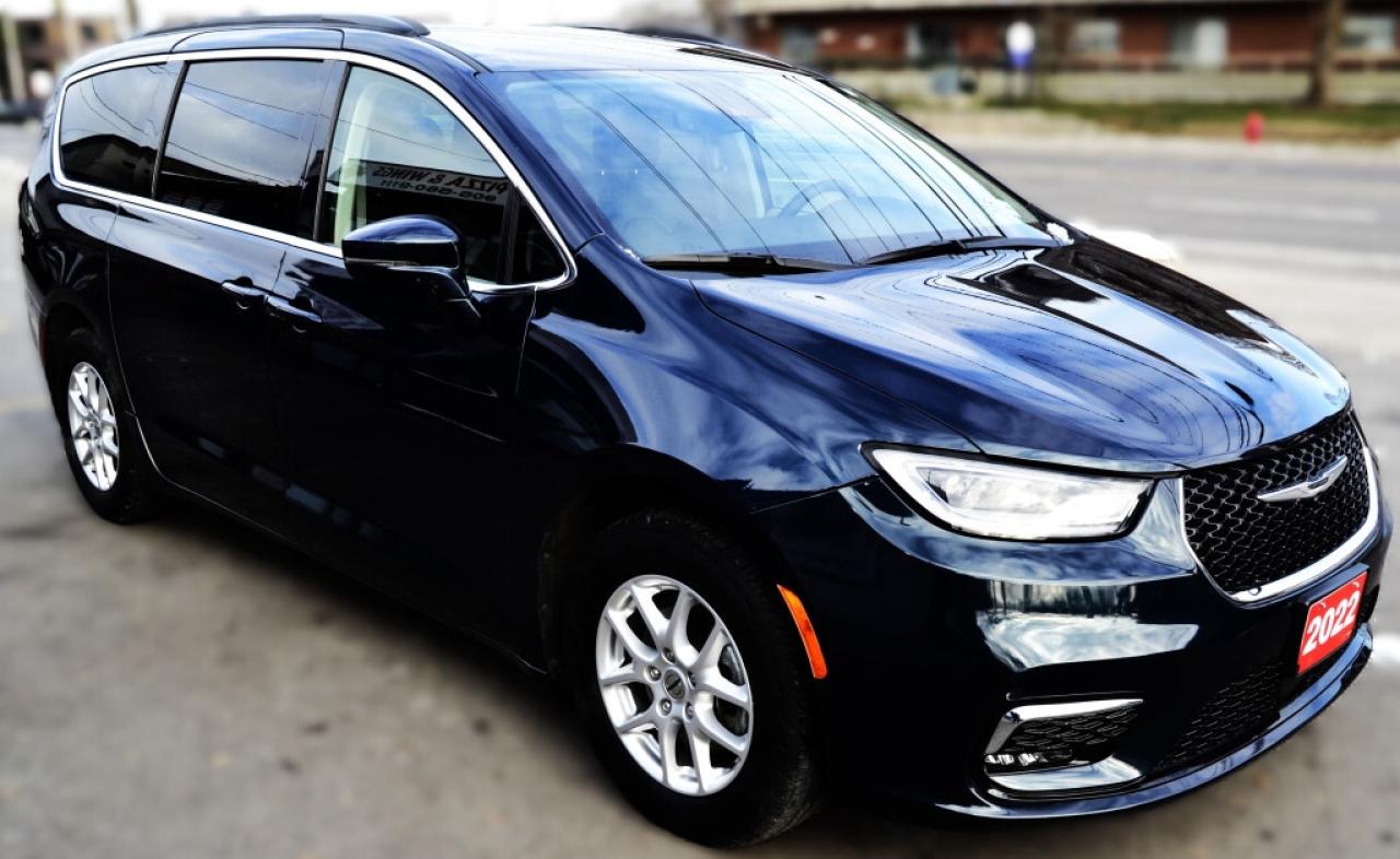 2022 Chrysler Pacifica Touring L Front-Wheel Drive Passenger Van Automati Photo