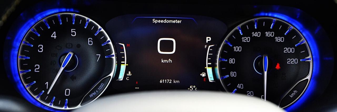 2022 Chrysler Pacifica Touring L Front-Wheel Drive Passenger Van Automati Photo