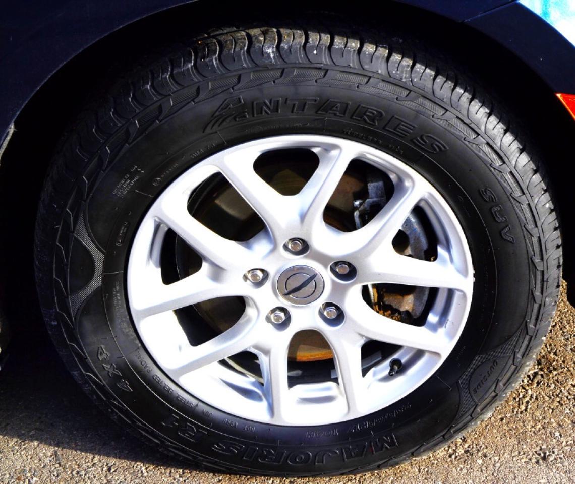 2022 Chrysler Pacifica Touring L Front-Wheel Drive Passenger Van Automati Photo